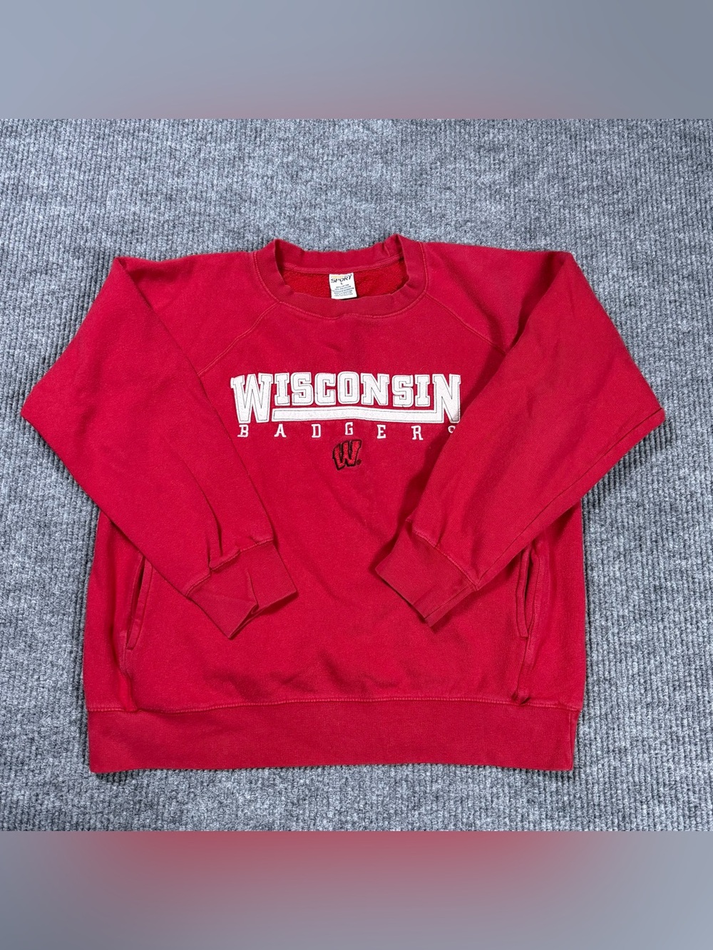 Vintage Crown USA Wisconsin Badgers Sweatshirt Mens Large Red Spell Out Pockets